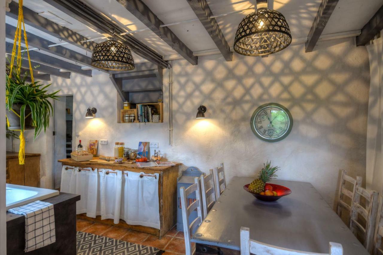 Maison De La Riviere Holiday home